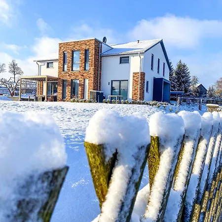 Zur Wasserburg Apartman *