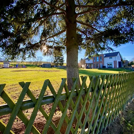 Apartmán Zur Wasserburg Mit Seeblick, Grossem Garten & Spielplatz An Der Talsperre Pirk Oelsnitz (Vogtland)