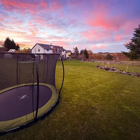 Zur Wasserburg Mit Seeblick, Grossem Garten & Spielplatz An Der Talsperre Pirk Apartmán *