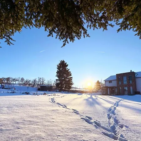Zur Wasserburg Mit Seeblick, Grossem Garten & Spielplatz An Der Talsperre Pirk * Oelsnitz (Vogtland)